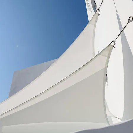 Sea Dream Luxury Fira (Santorini)